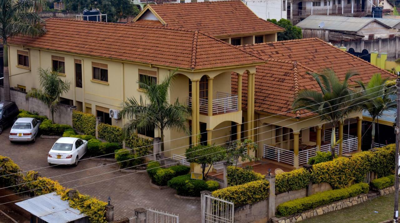 Rates Hotel Mbale Exteriér fotografie