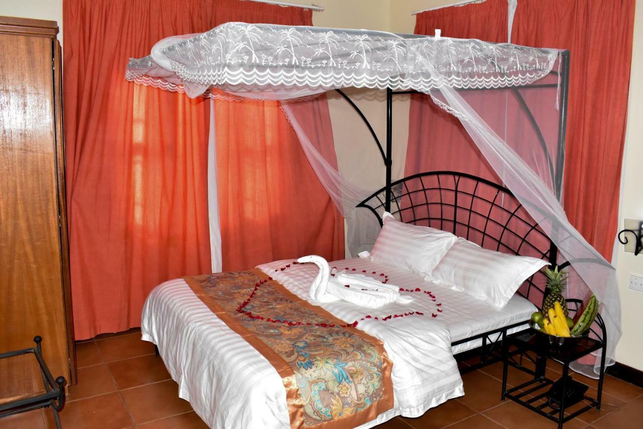 Rates Hotel Mbale Exteriér fotografie